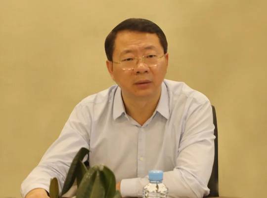 千亿体育集团(中国)股份有限公司官网参加省发改委党组书记、主任张和平赴省创投调研座谈会
