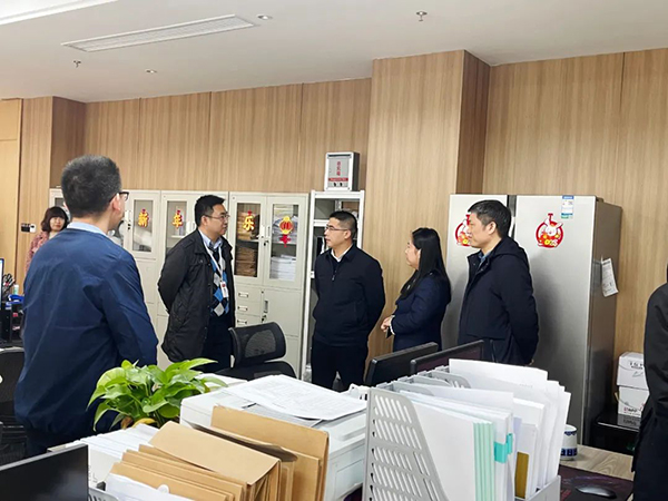 江西省信息中心主任杜军龙一行走访调研千亿体育集团(中国)股份有限公司官网