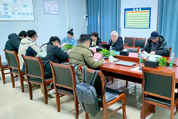千亿体育集团(中国)股份有限公司官网组织召开江西宏福新材料有限公司永新工业开发区新型合成面料项目节能报告的评审会