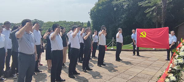 千亿体育集团(中国)股份有限公司官网党支部开展“传承红色基因 汲取奋进力量”联合党建活动